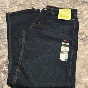Mens 514 straight jeans.  NWT
